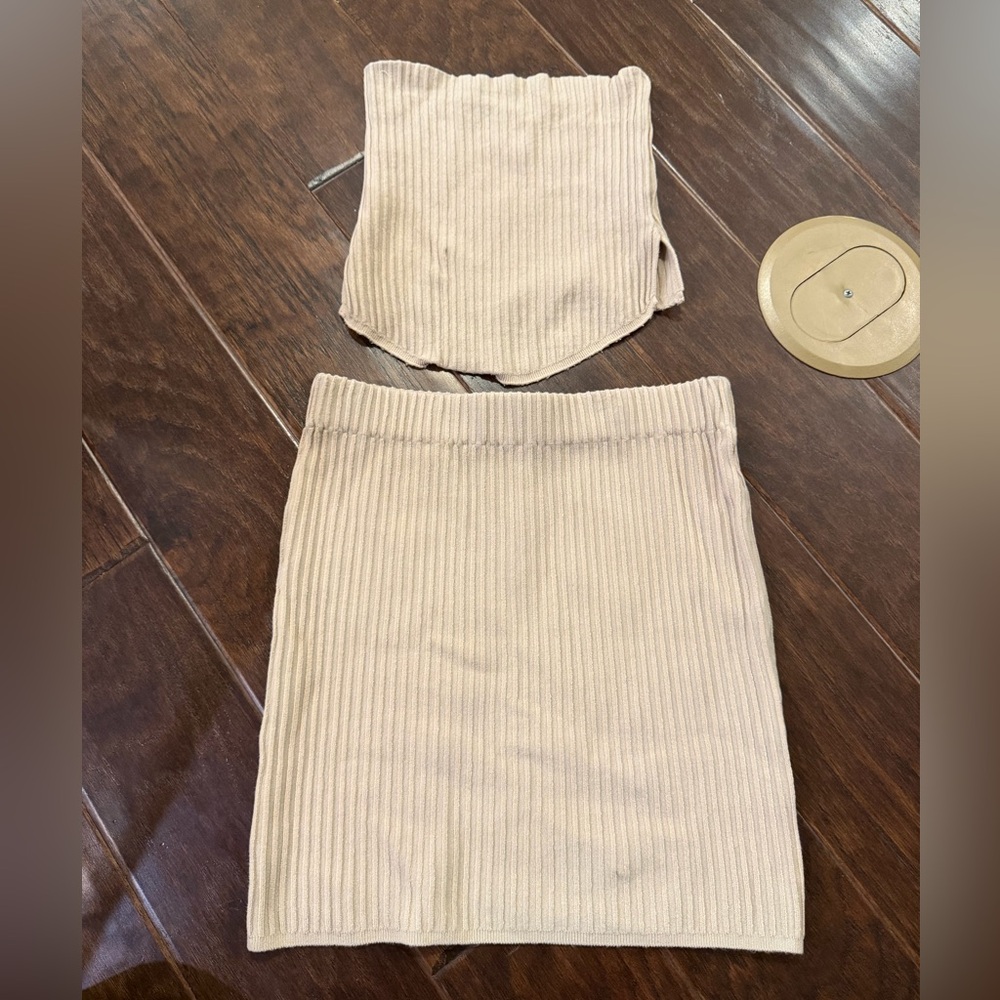 Amazon cropped sweater set - Picture 2 of 2